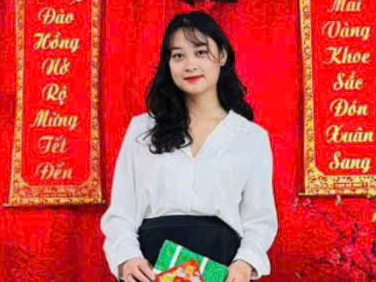 Ms Thúy Hằng